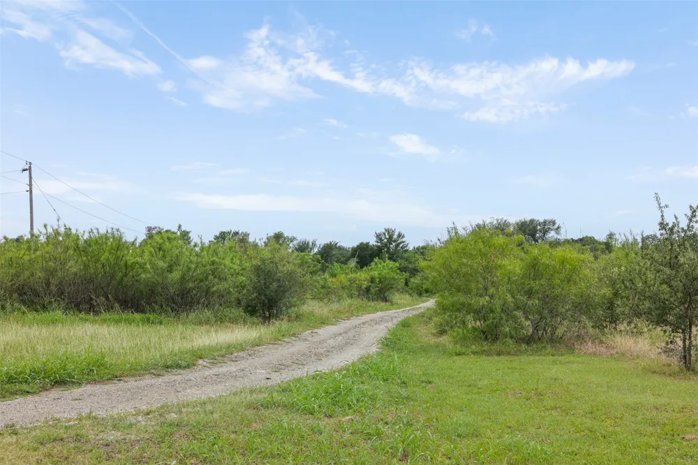 21814 Hogeye Road Manor, TX 78653