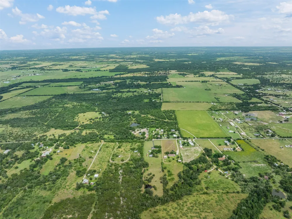 21814 Hogeye Road Manor, TX 78653