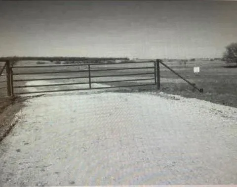 9 Mustang Meadows - Stark Rd
