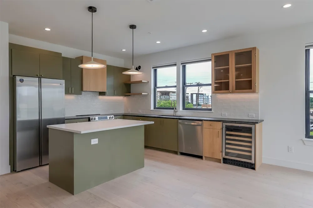 309 W Daggett Avenue #205 Fort Worth, TX 76104