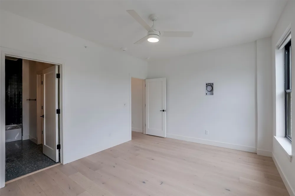 309 W Daggett Avenue #205 Fort Worth, TX 76104