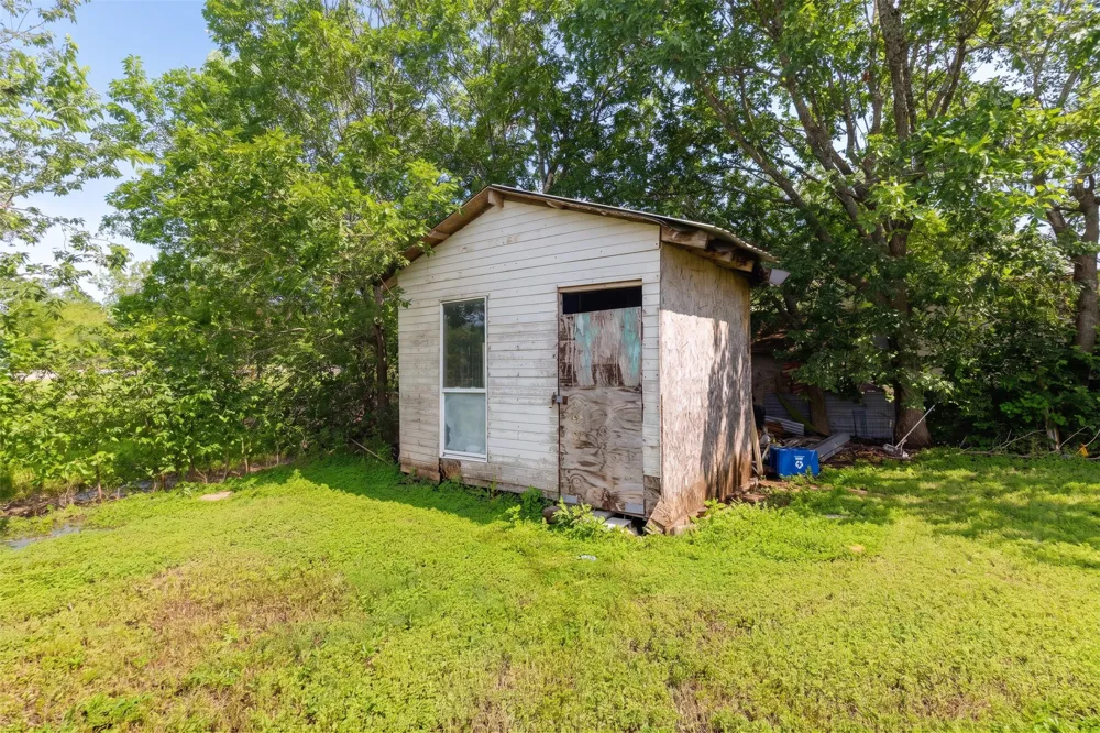 310 E Parsons Street Manor, TX 78653