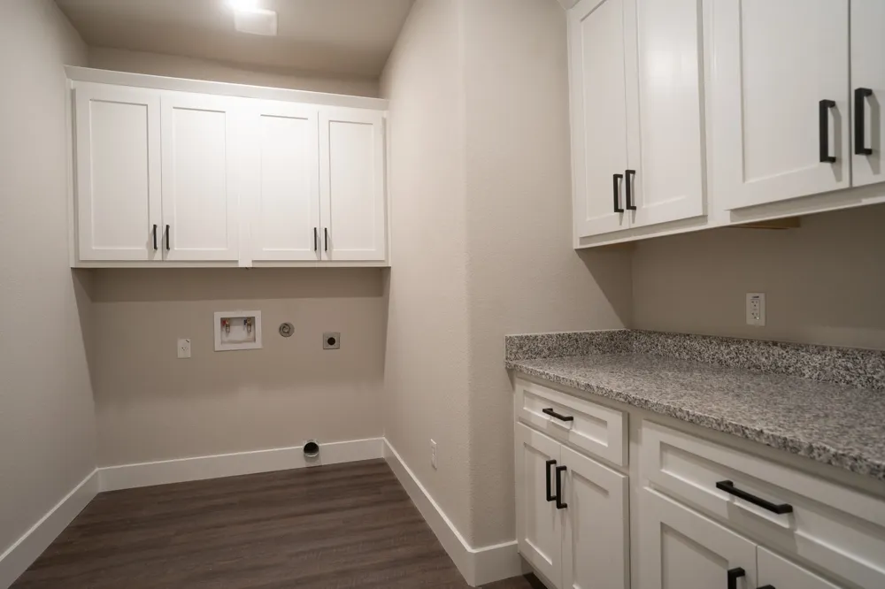 306 String Prairie Way Smithville, TX 78957
