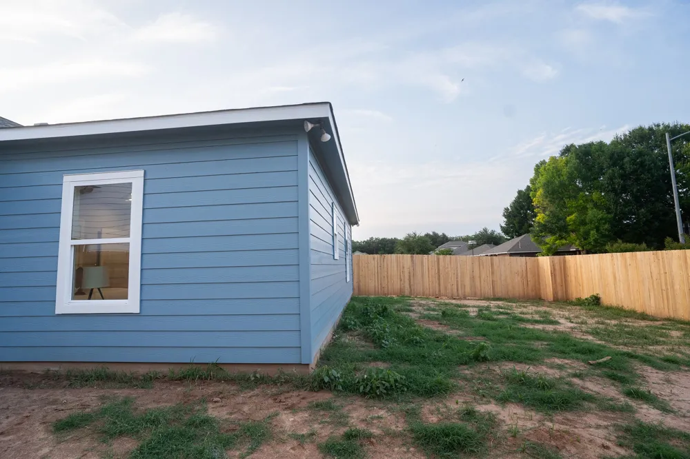 306 String Prairie Way Smithville, TX 78957
