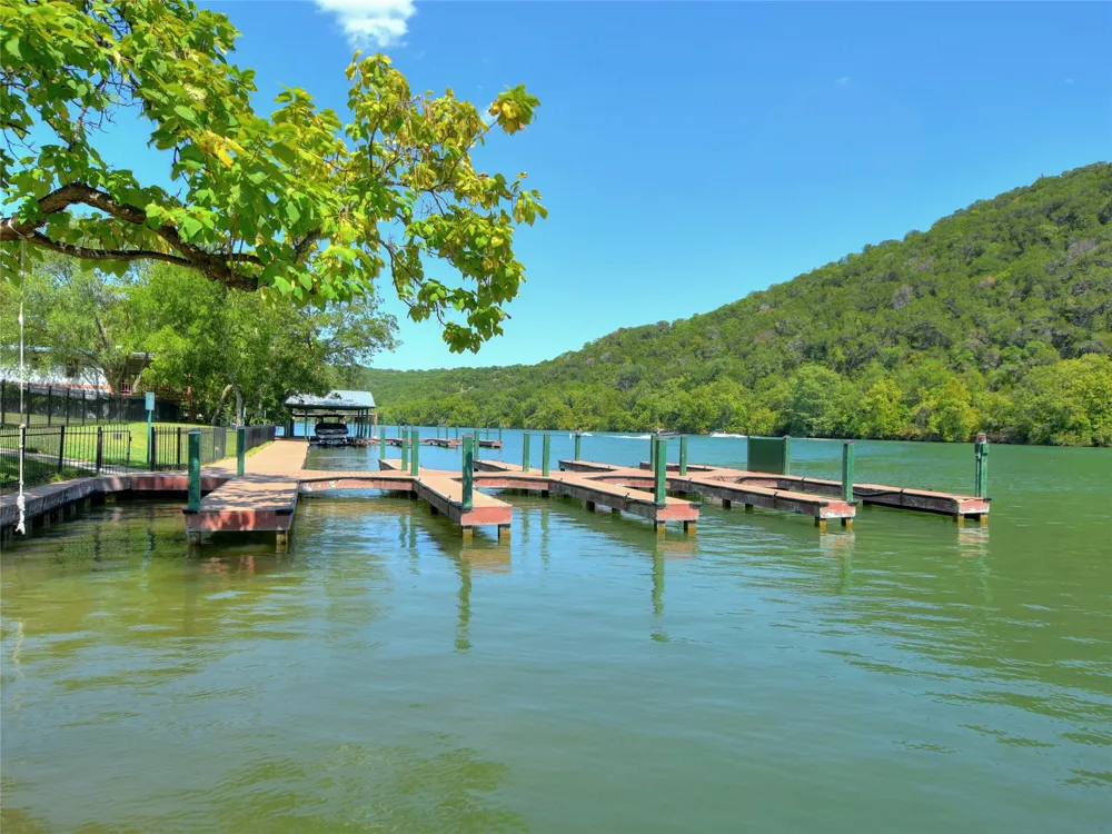 12804 Wooded Lake Court Austin, TX 78732