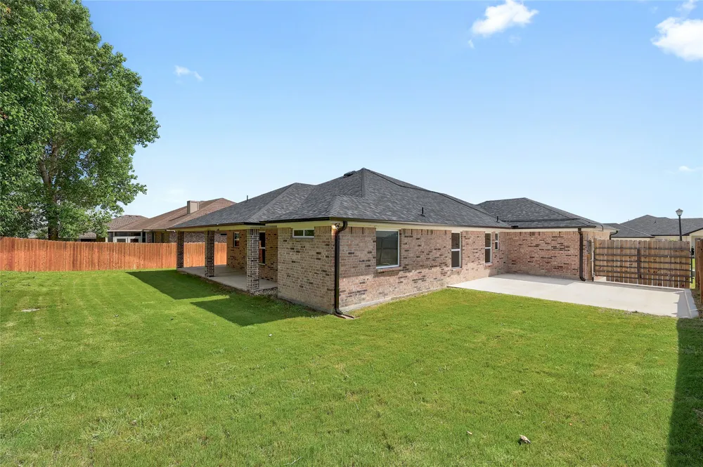 205 Slippery Elm Drive Nolanville, TX 76559