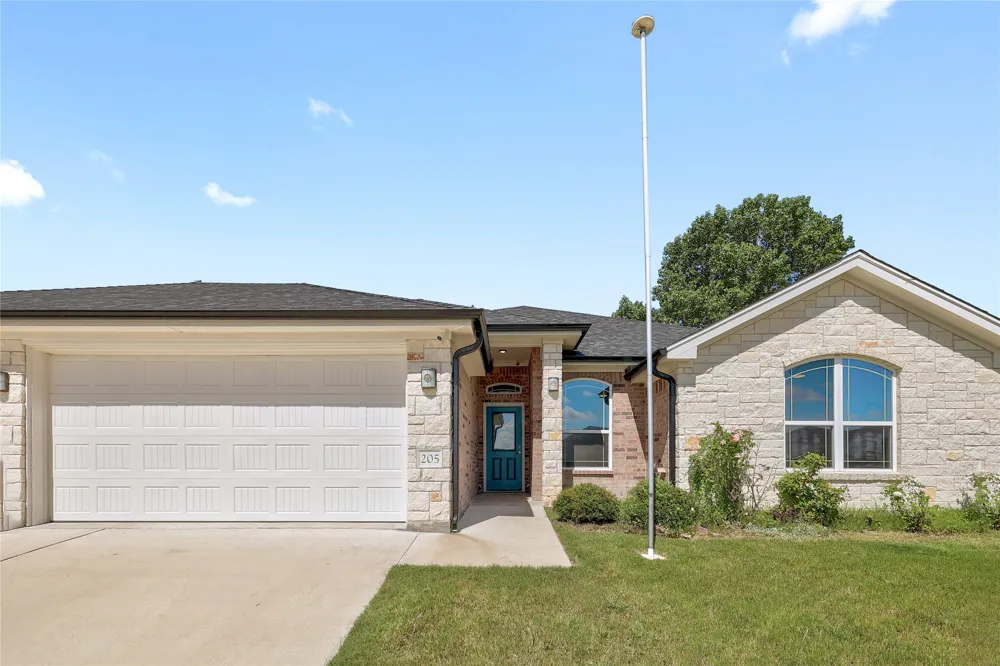 205 Slippery Elm Drive Nolanville, TX 76559