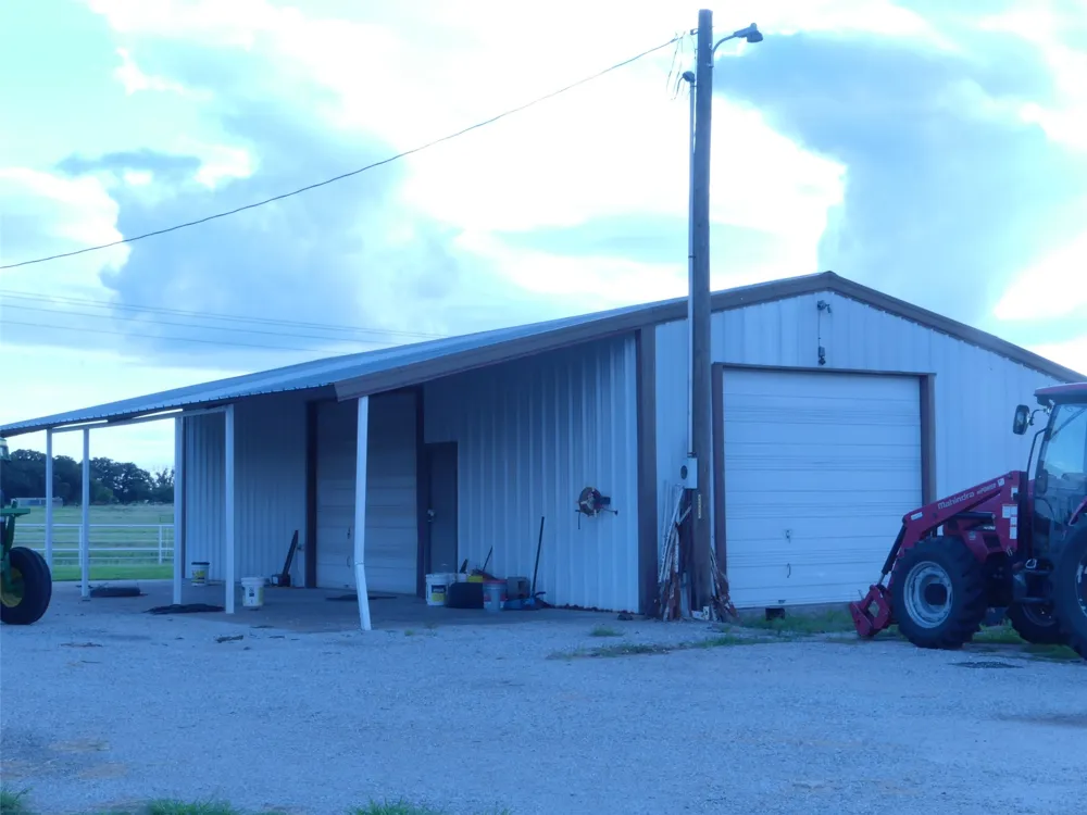 644 Macs Grocery Road Bowie, TX 76230