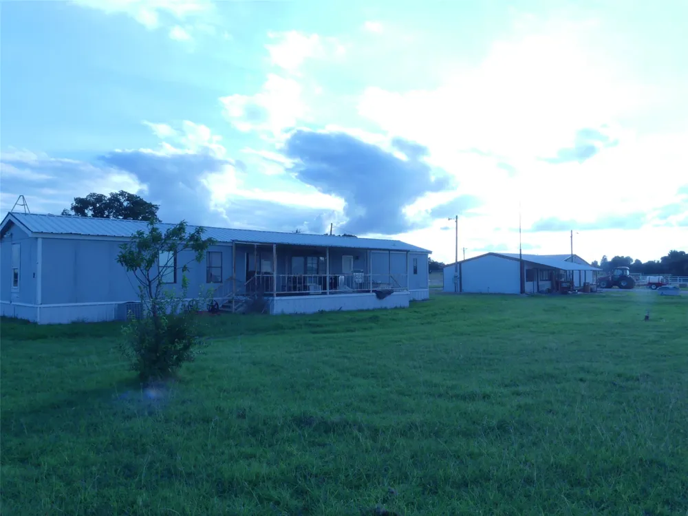 644 Macs Grocery Road Bowie, TX 76230