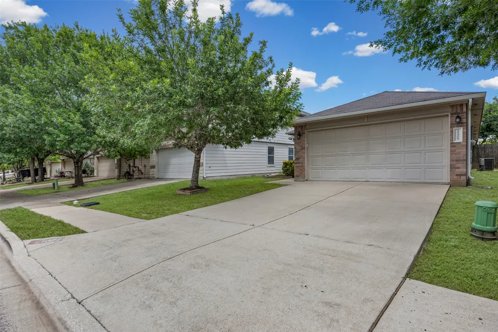 11509 Autumn Ash Drive Manchaca, TX 78652