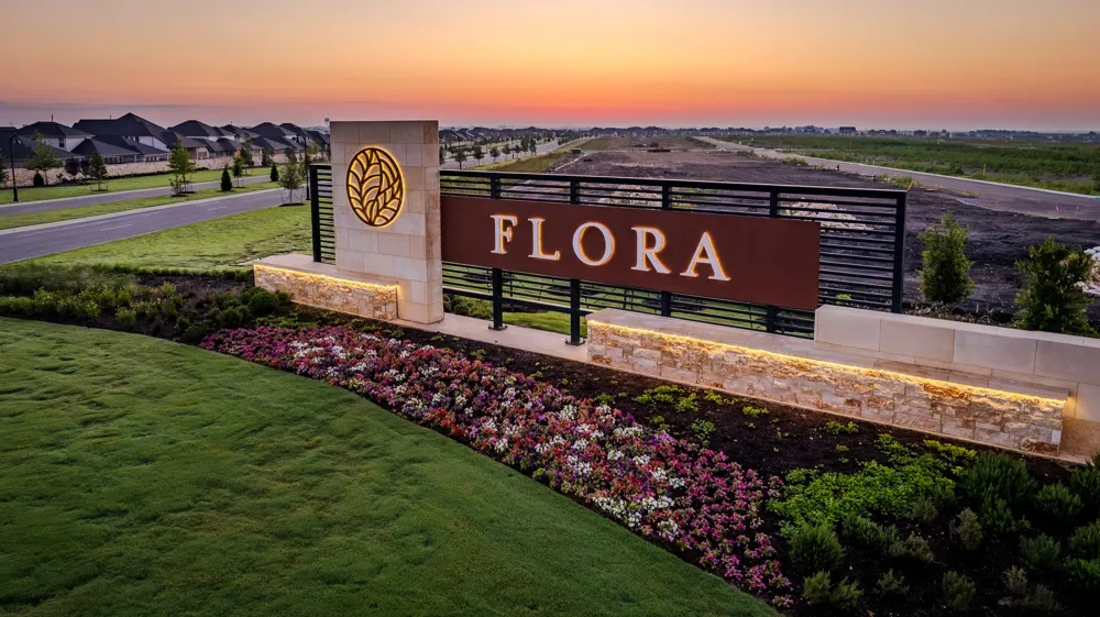 116 Bloomington Loop Hutto, TX 78634