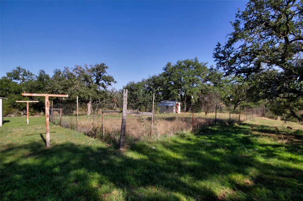 132 Offer Lane Llano, TX 78643