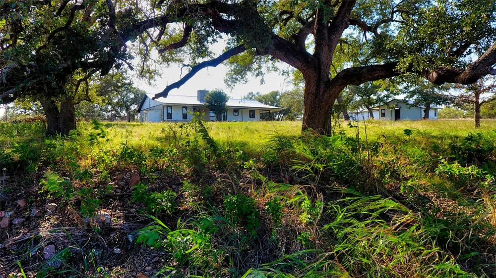 132 Offer Lane Llano, TX 78643
