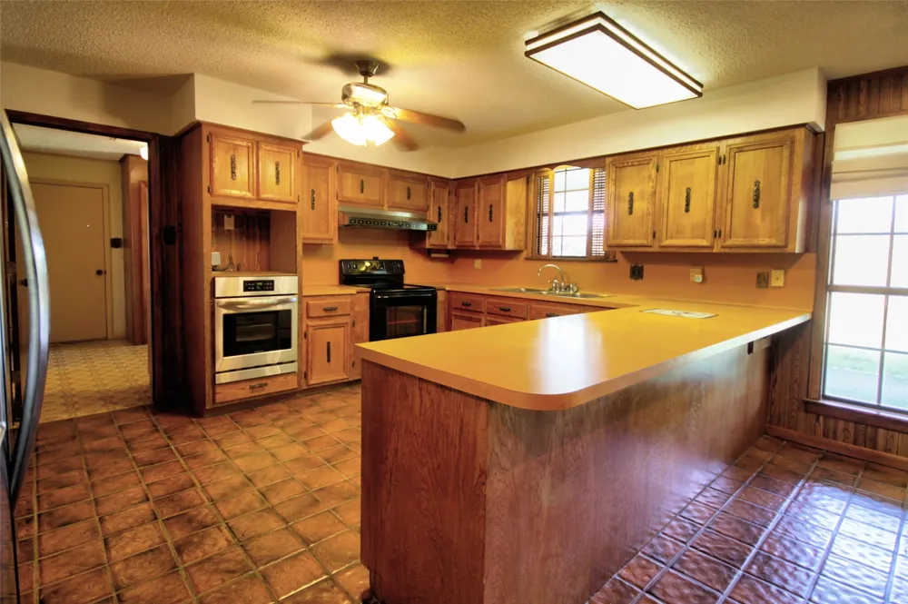 132 Offer Lane Llano, TX 78643