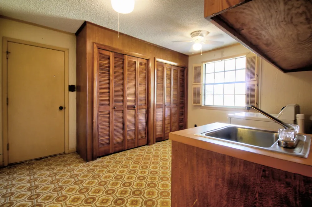 132 Offer Lane Llano, TX 78643