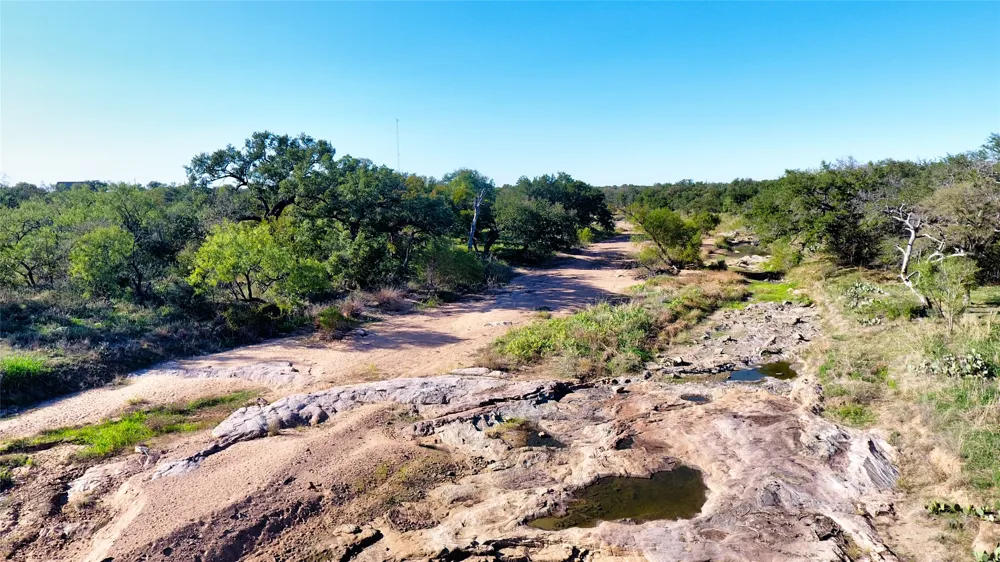 132 Offer Lane Llano, TX 78643