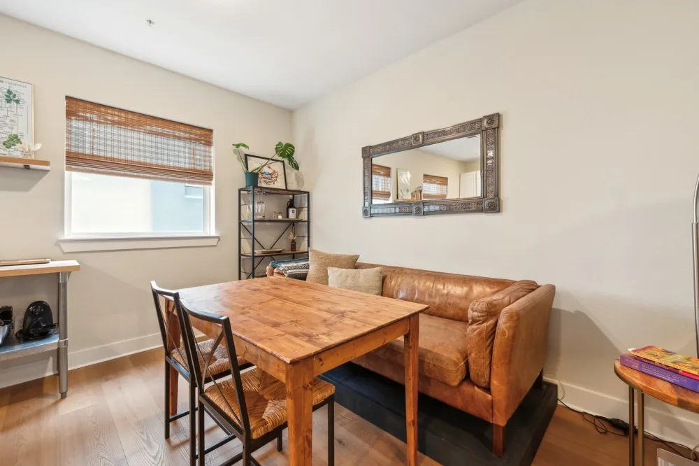 2827 Manor Road #3104 Austin, TX 78722