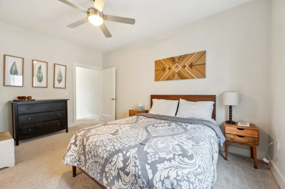 2827 Manor Road #3104 Austin, TX 78722