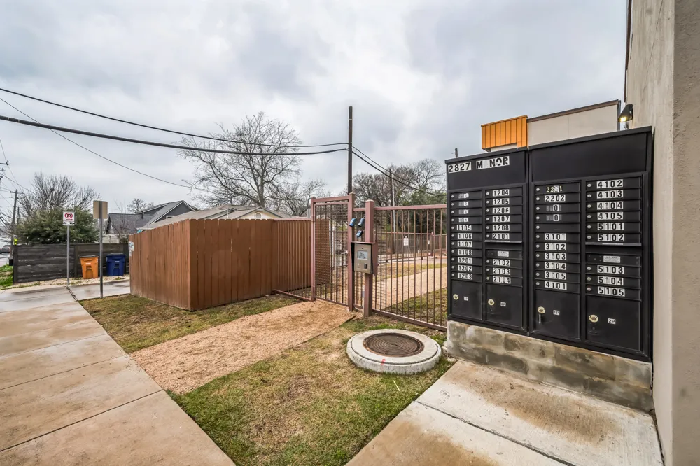 2827 Manor Road #3104 Austin, TX 78722