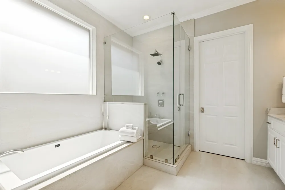 5213 Tennington Park Dallas, TX 75287