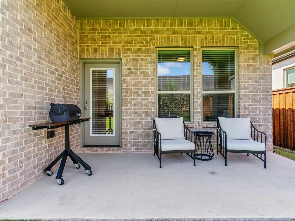 166 Palo Duro Bend Rhome, TX 76078