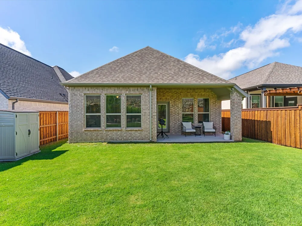166 Palo Duro Bend Rhome, TX 76078