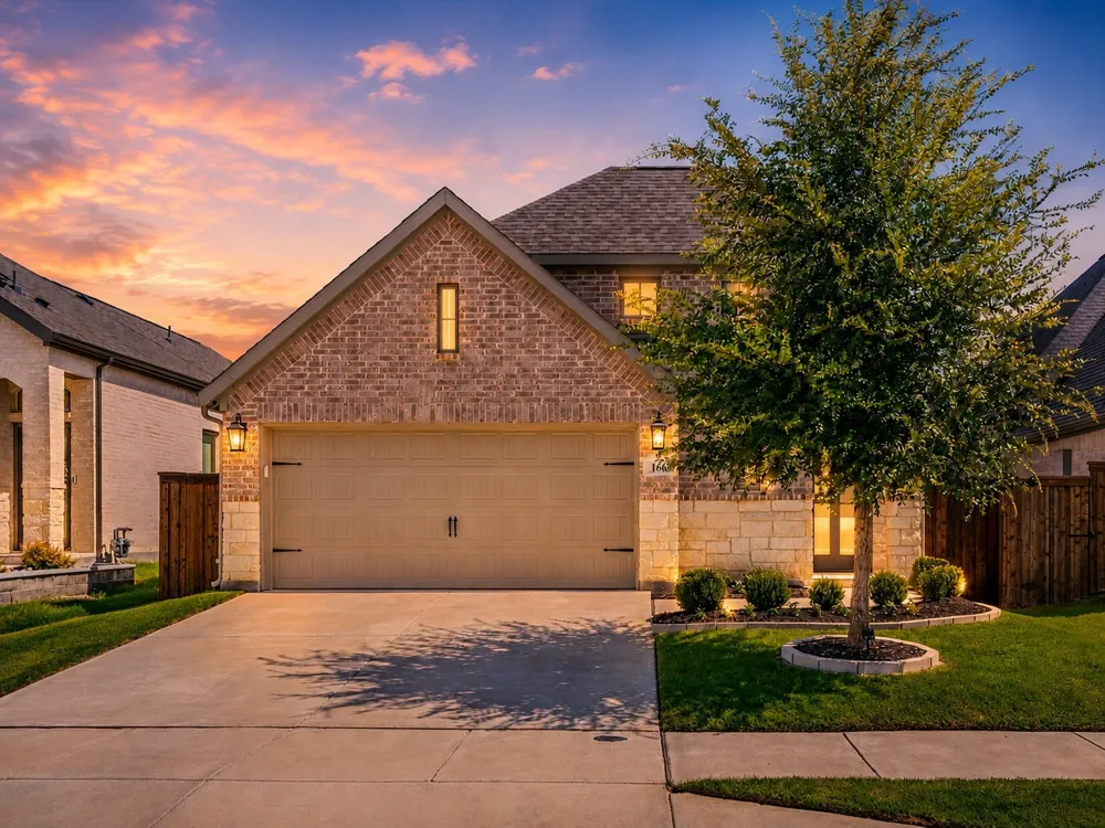 166 Palo Duro Bend Rhome, TX 76078