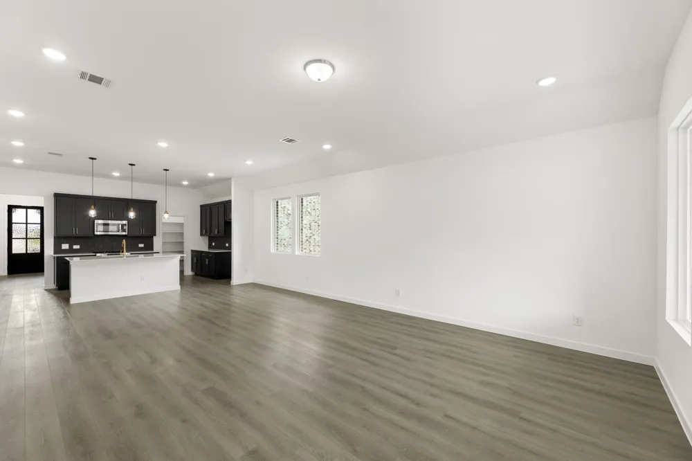 2205 Washington Street Princeton, TX 75407