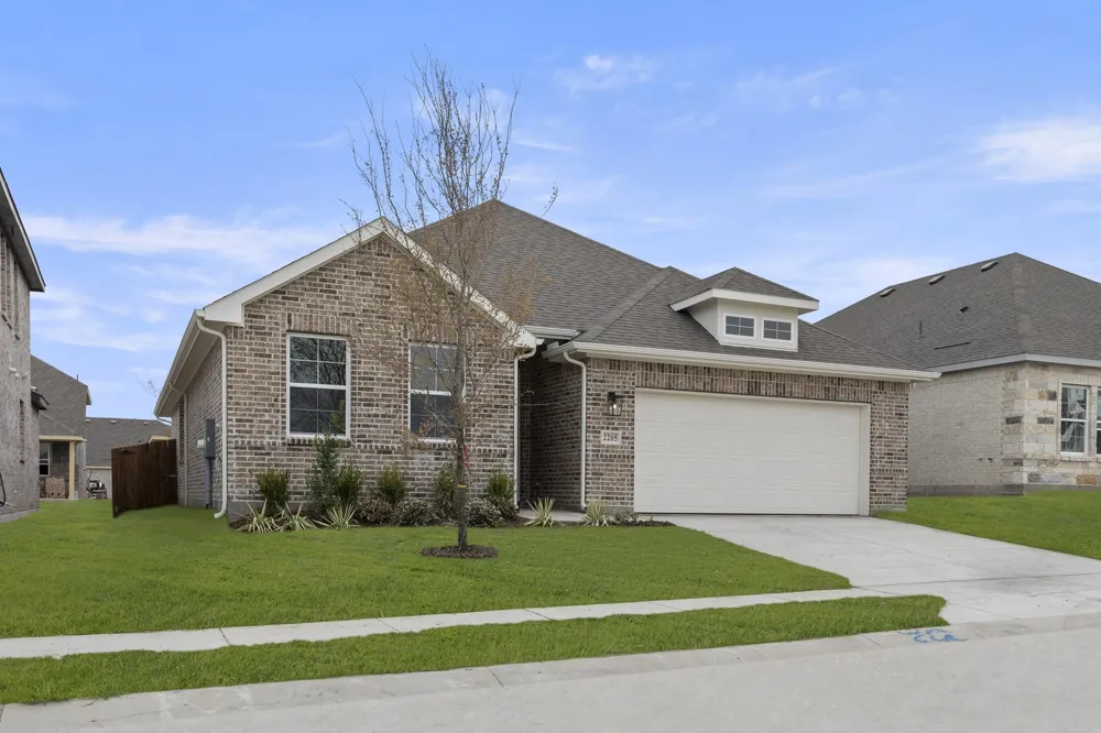 2205 Washington Street Princeton, TX 75407