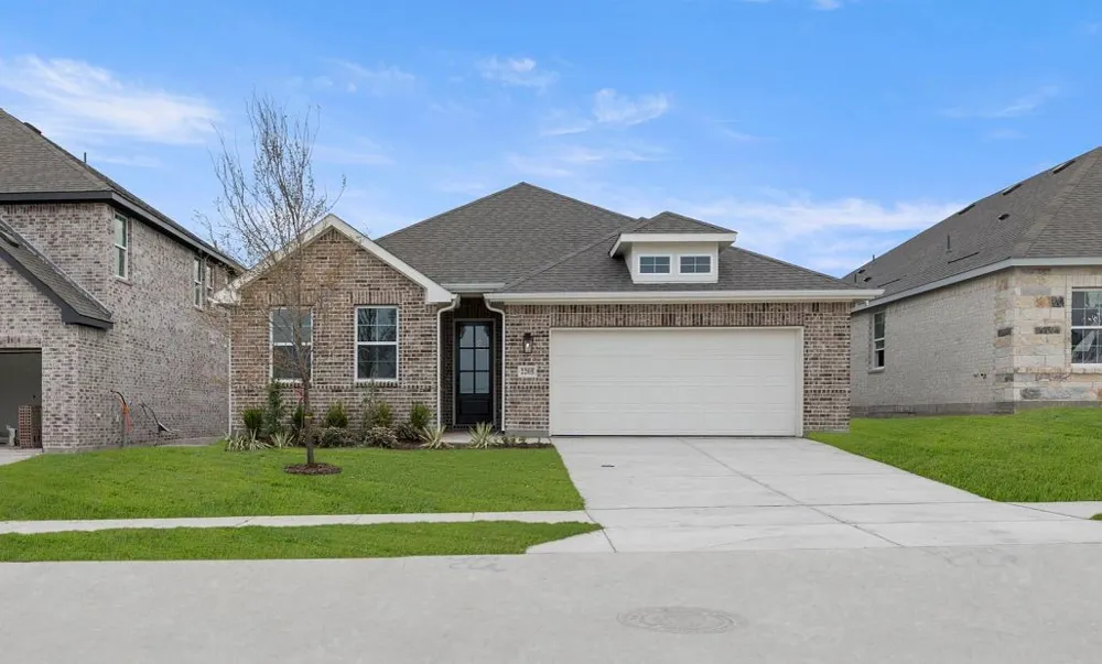 2205 Washington Street Princeton, TX 75407