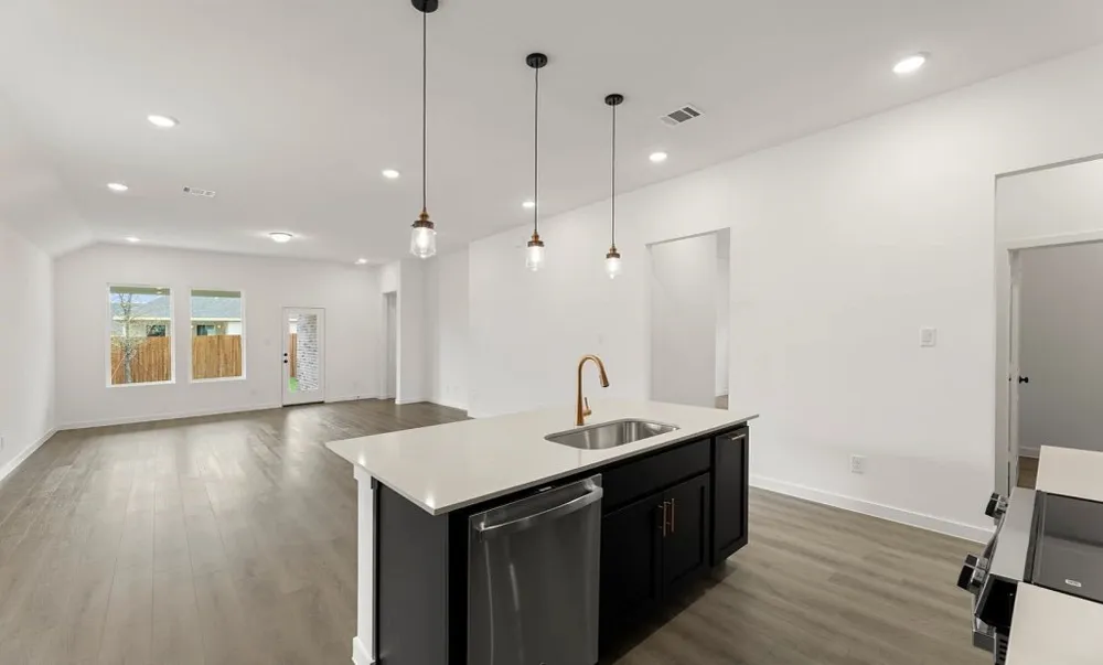 2205 Washington Street Princeton, TX 75407