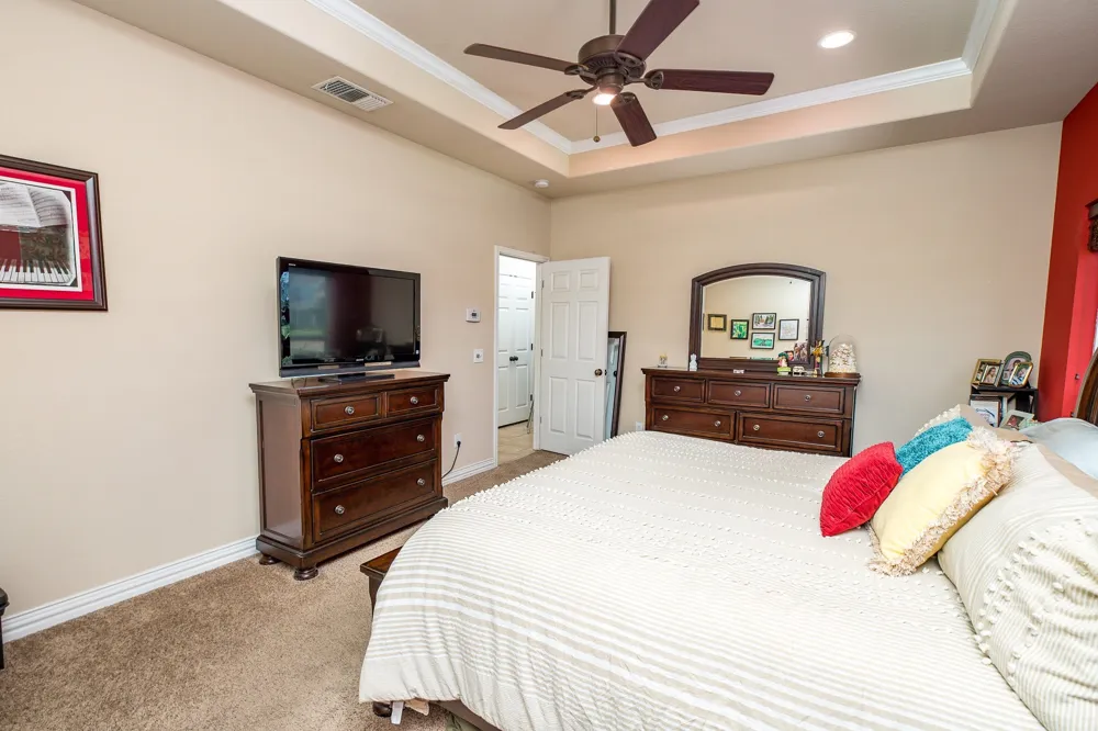1004 Vineyard Lane Henrietta, TX 76365