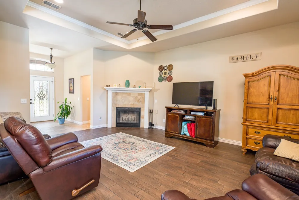 1004 Vineyard Lane Henrietta, TX 76365