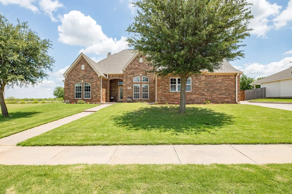 1004 Vineyard Lane Henrietta, TX 76365