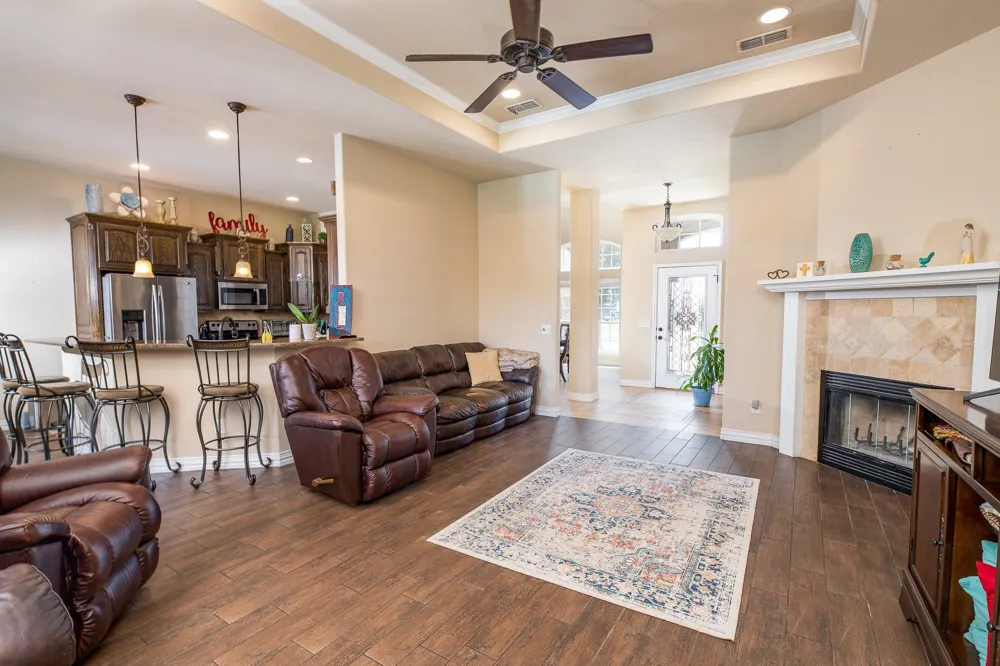 1004 Vineyard Lane Henrietta, TX 76365