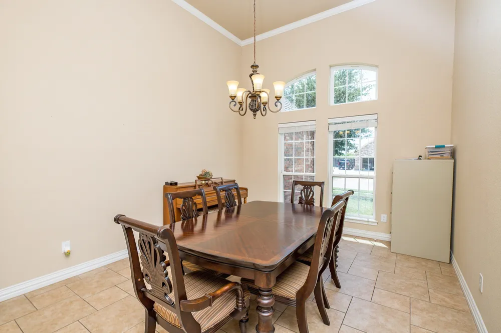 1004 Vineyard Lane Henrietta, TX 76365