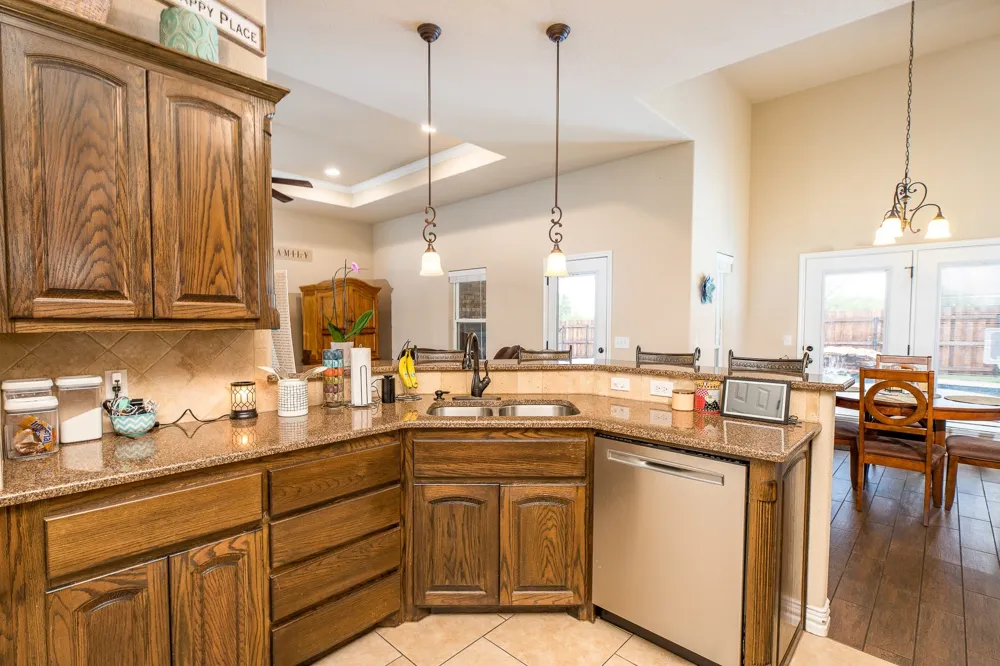 1004 Vineyard Lane Henrietta, TX 76365