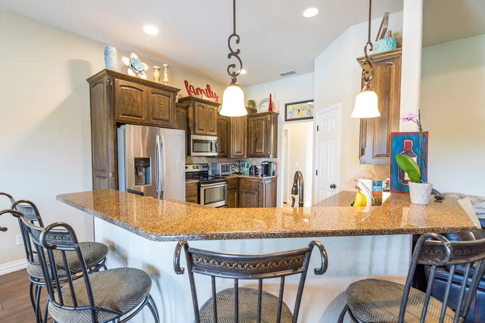 1004 Vineyard Lane Henrietta, TX 76365