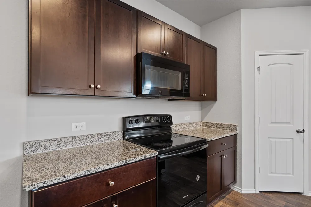 6121 Ronee Leah Drive Austin, TX 78724