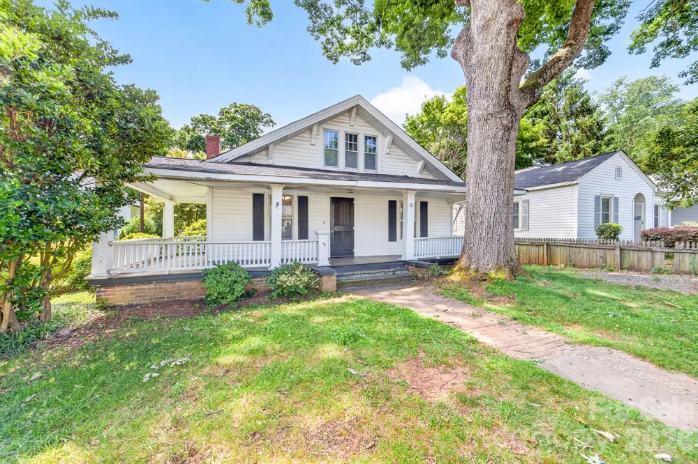 11 Cedar Street Belmont, NC 28012