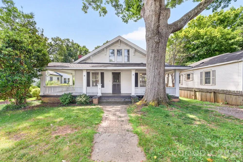 11 Cedar Street Belmont, NC 28012