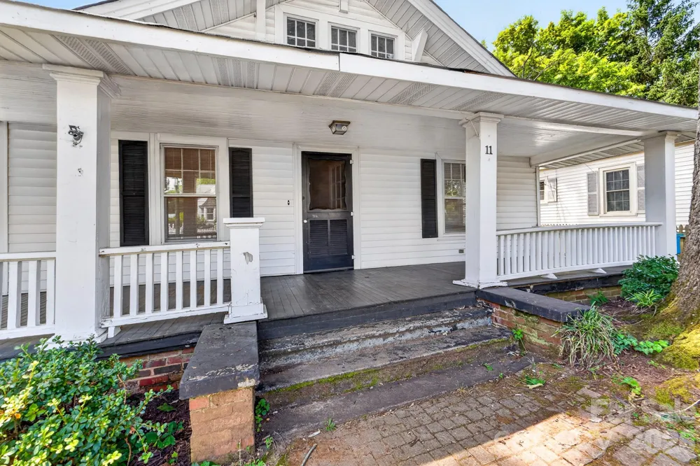 11 Cedar Street Belmont, NC 28012