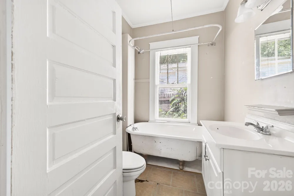 11 Cedar Street Belmont, NC 28012