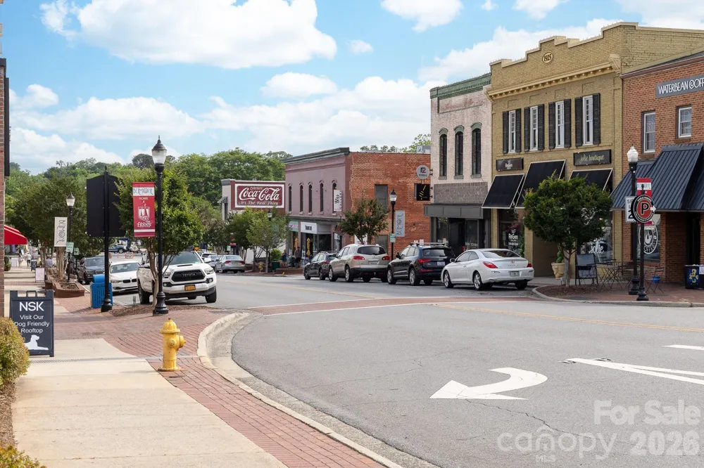 11 Cedar Street Belmont, NC 28012