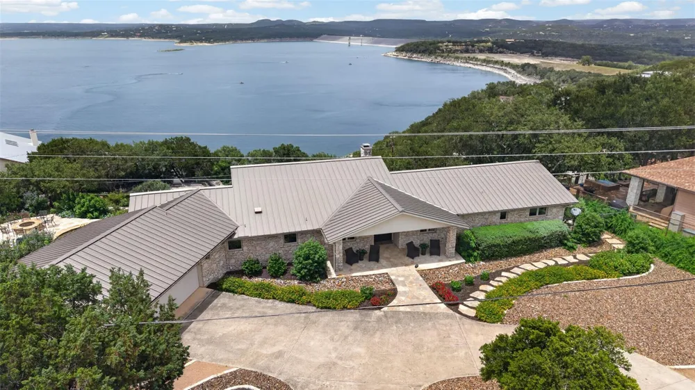 955 Skyline Drive Canyon Lake, TX 78133
