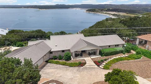 955 Skyline Drive