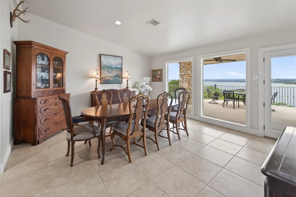 955 Skyline Drive Canyon Lake, TX 78133