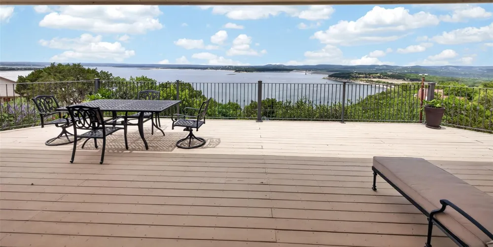955 Skyline Drive Canyon Lake, TX 78133