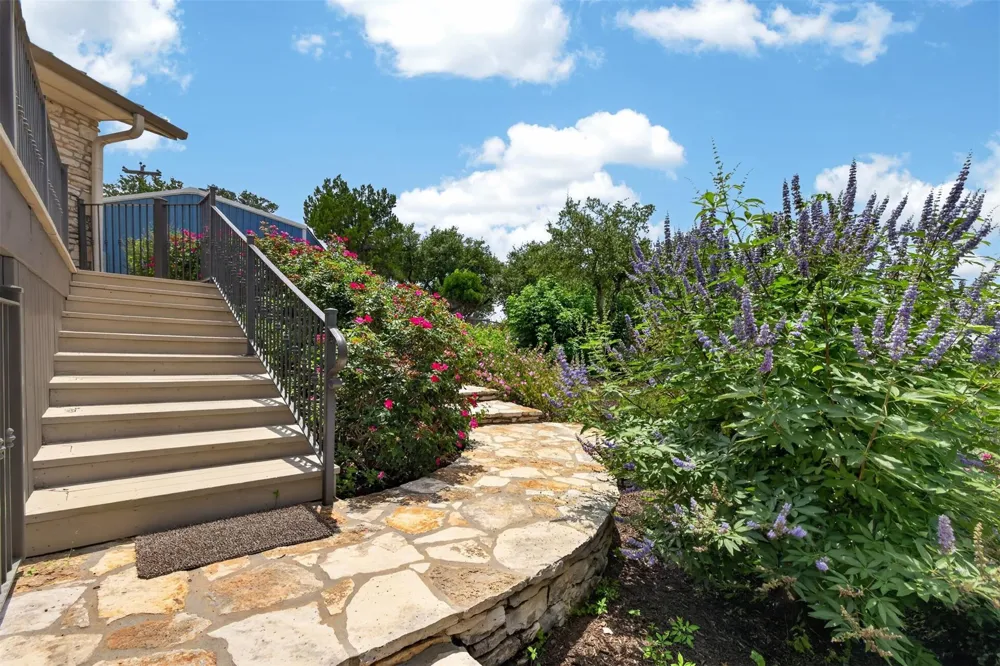 955 Skyline Drive Canyon Lake, TX 78133