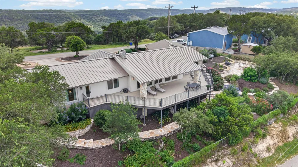 955 Skyline Drive Canyon Lake, TX 78133